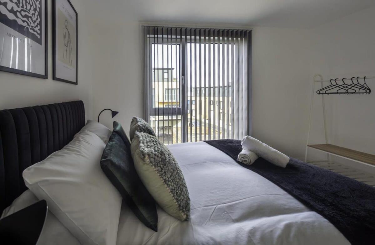 Modern And Bright 2 Bed Apartment In Ashford Ashford  Exterior foto